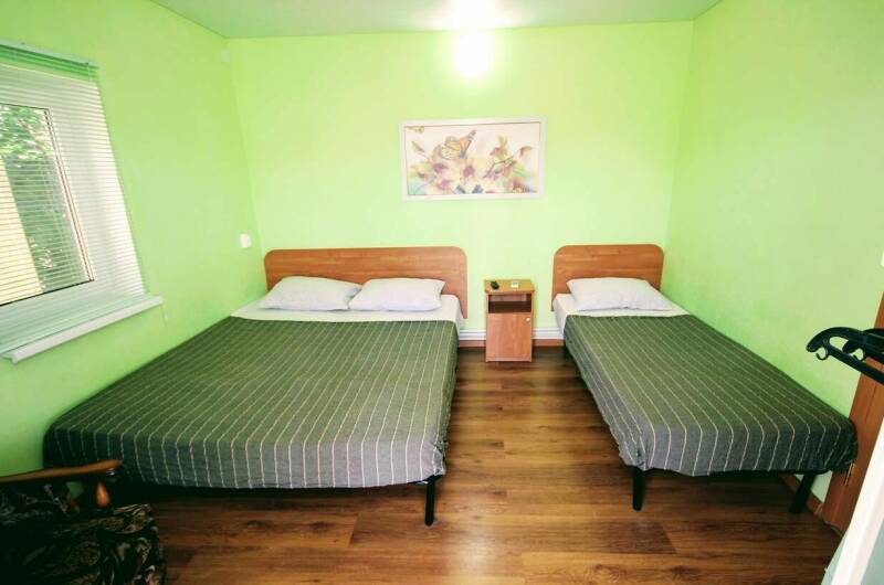 Комната «Салатовая» с террасой на втором этаже