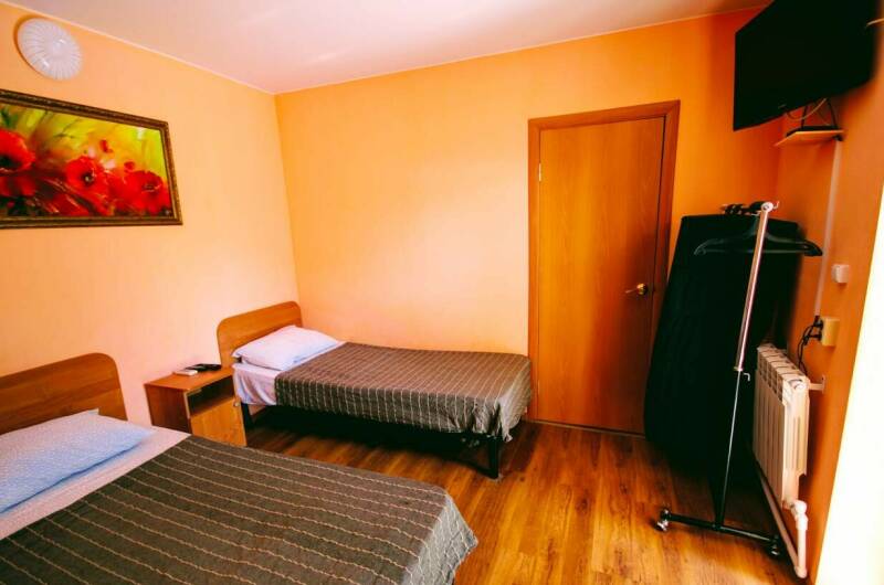 Комната «Персиковая» на первом этаже