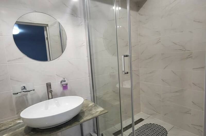 Номер Шестиместный Делюкс