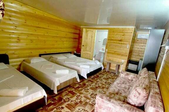 Пятиместный «Стандарт» с балконом