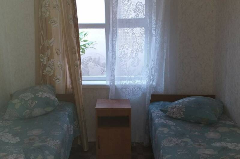 Комната «Эконом» простая с вентилятором