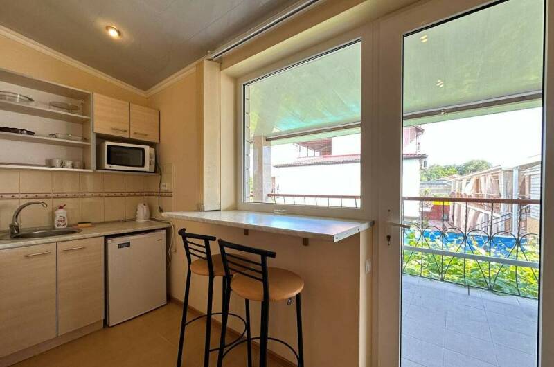 «Семейный» четырехместный с балконом