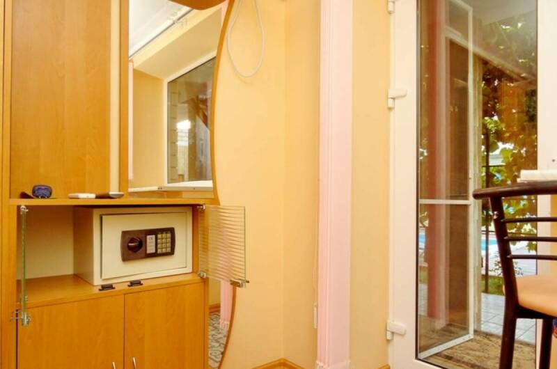 «Семейный» четырехместный с балконом