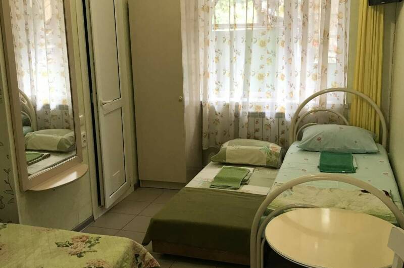 «Стандарт» 3-местный