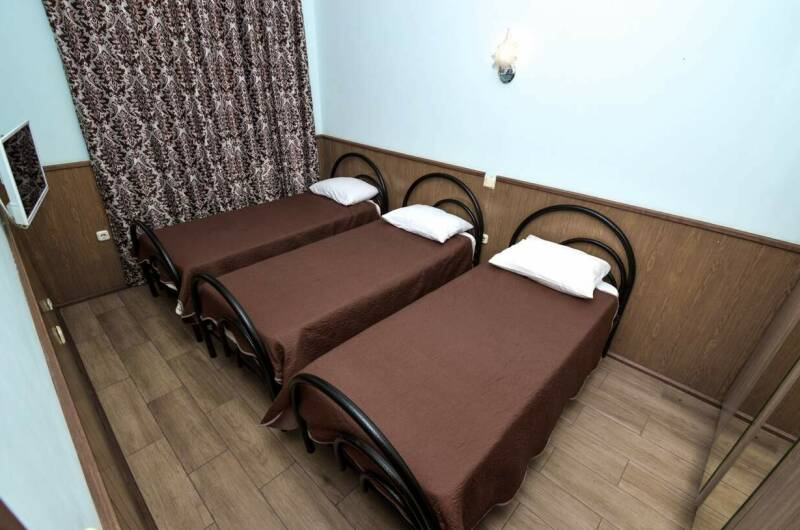 Пятиместный двухкомнатный номер «Люкс»