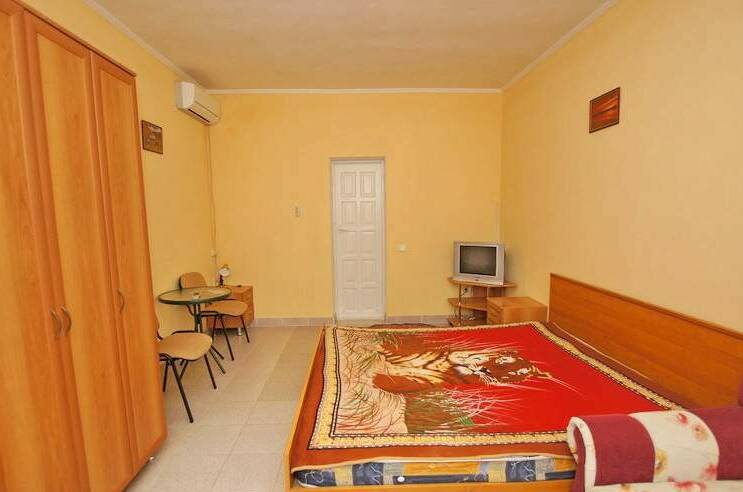 2-х комнатный 3-х местный номер (№ 8)