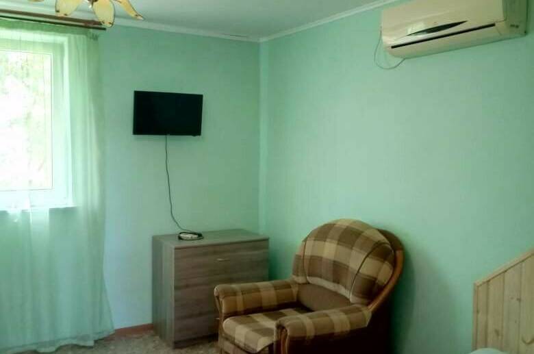 Четырёхместный номер «Стандарт"№ 2- 1 этаж