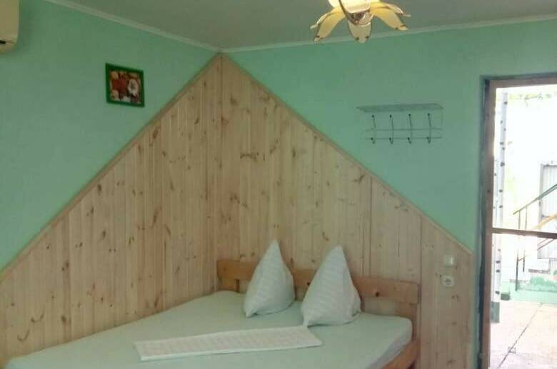 Четырёхместный номер «Стандарт"№ 2- 1 этаж