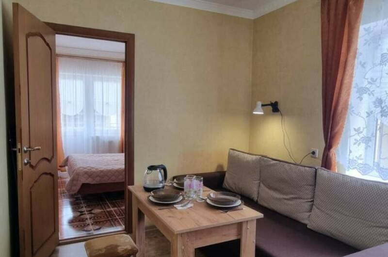 Двухкомнатный четырехместный номер 207