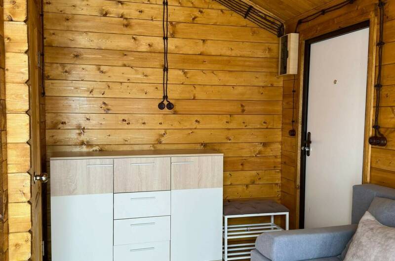 4-х местный деревянный домик со всеми удобствами