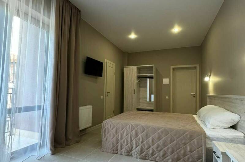 Трёхместный 2 эт. вид на лес 202