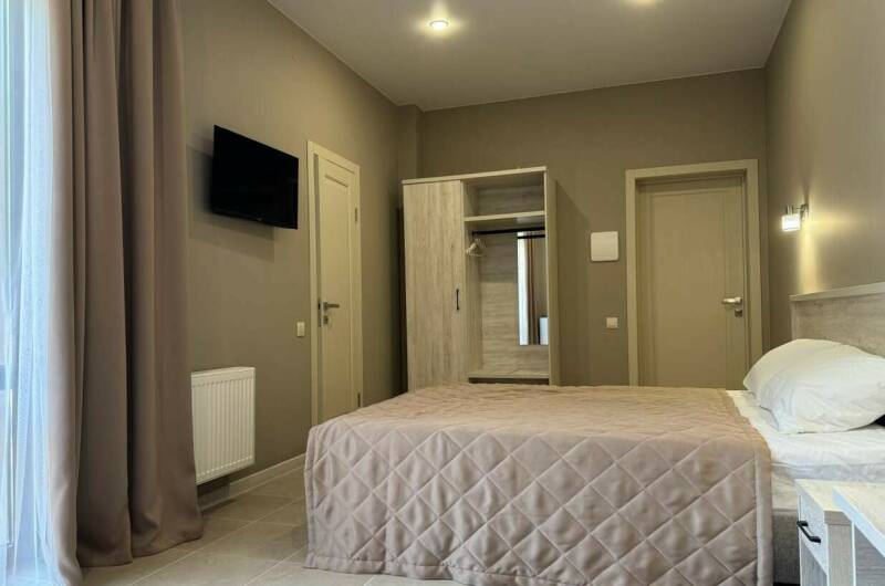 Трёхместный 2 эт. вид на лес 202