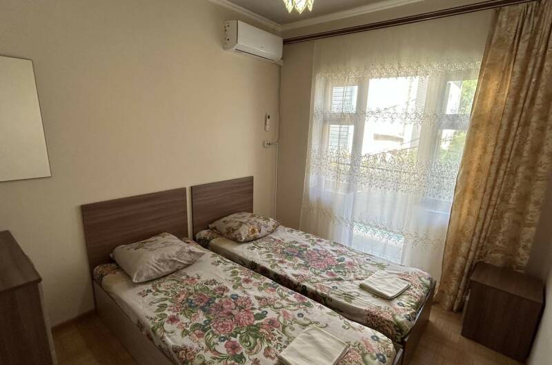 «Эконом +» с кондиционером и личным балконом