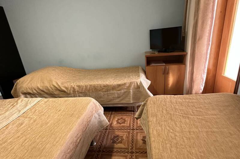 Четырех местный номер с удобствами