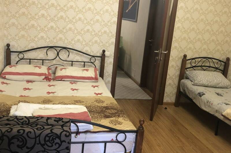 Трехместная комната с балконом
