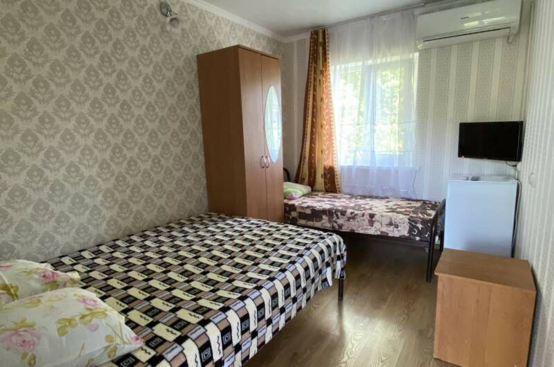 Комната для трех человек