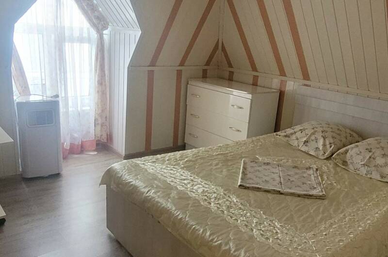 Двухкомнатные на 4 сп. места мансардный 3 этаж