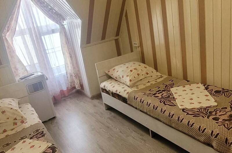 Двухкомнатные на 4 сп. места мансардный 3 этаж