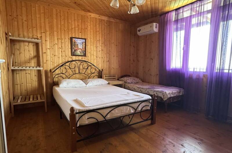 Трехместный с балконом