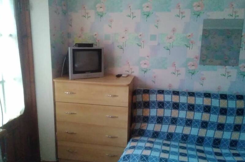 Четырехместный с диваном