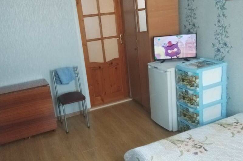 Трёхместная комната с удобствами на этаже