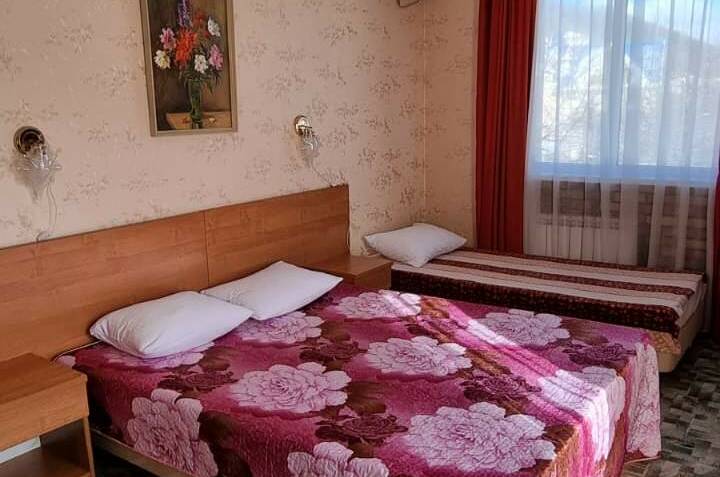 3-х мест. стандарт с балконом, 3-х разовое питание