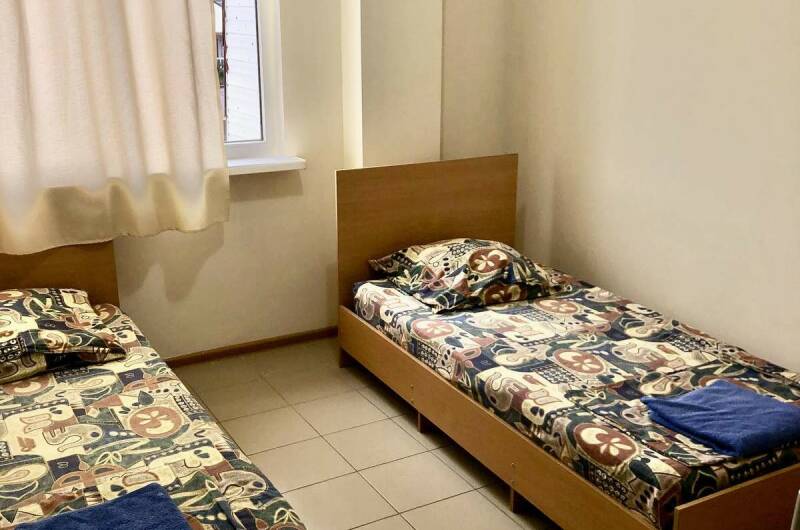 Двухместный «Эконом» с санузлом на этаже