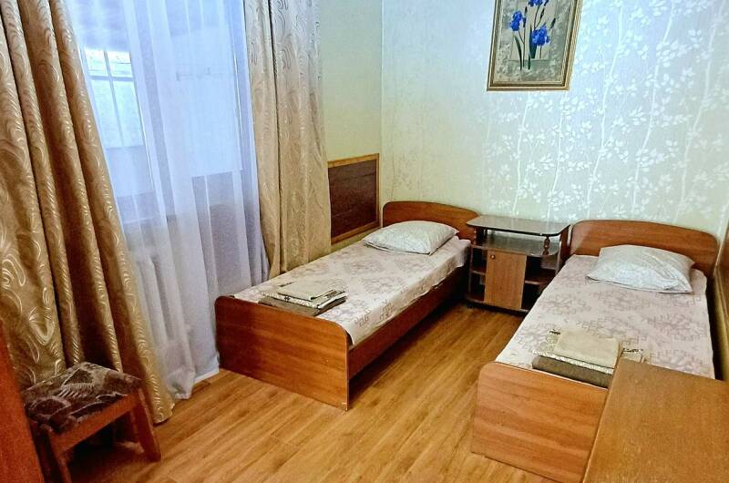 Двухкомнатный номер 6, 5чел., (2 этаж)