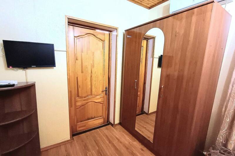 Двухкомнатный номер 6, 5чел., (2 этаж)