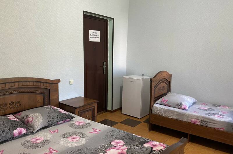 Трехместный