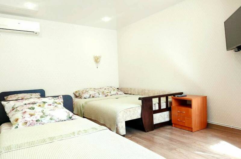 Первый этаж