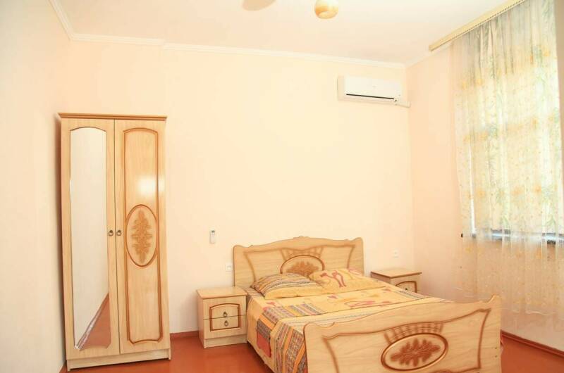 Бюджетный семейный номер с террасой