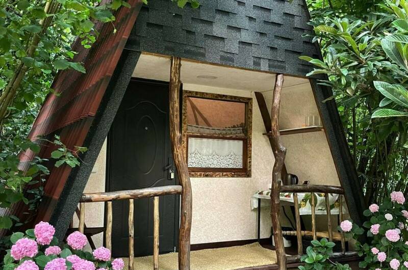 Домик в саду