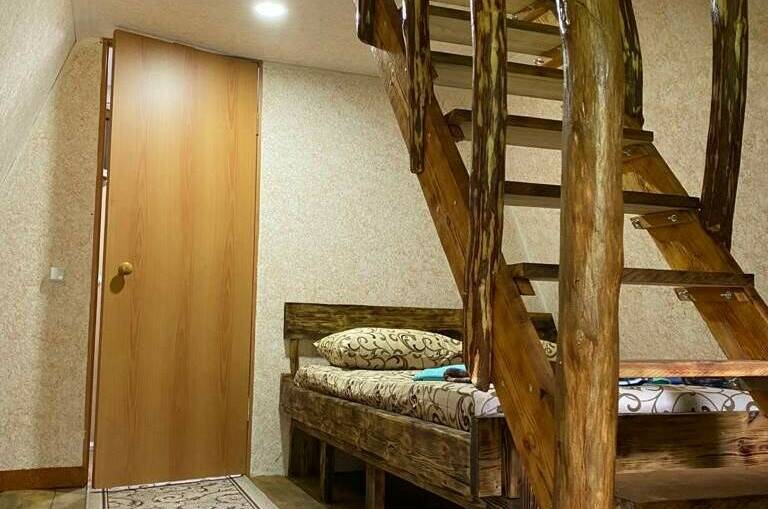 Домик в саду