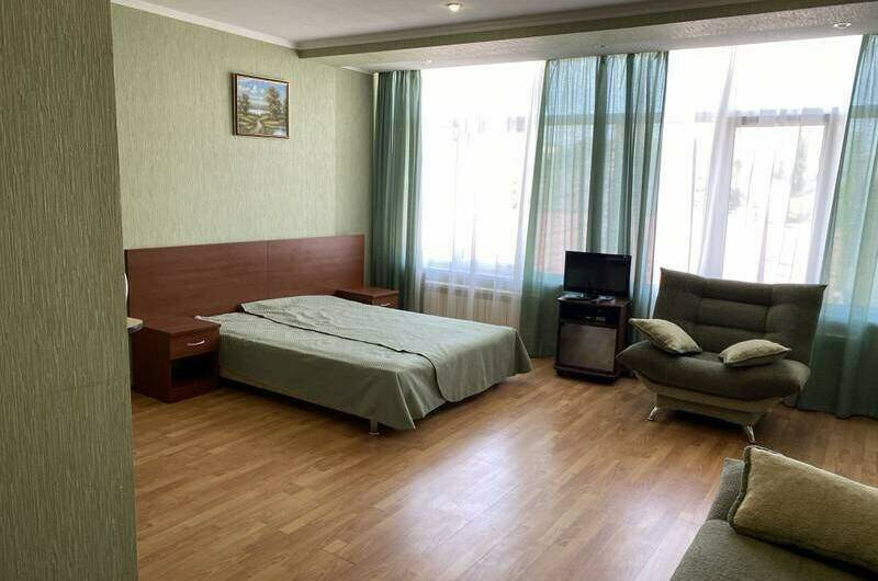 Пятиместная студия (35 кв. м)