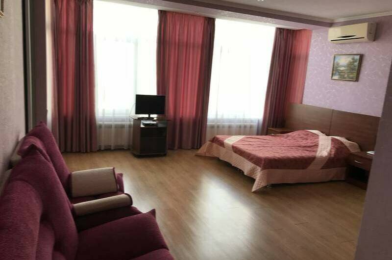 Пятиместная студия (35 кв. м)