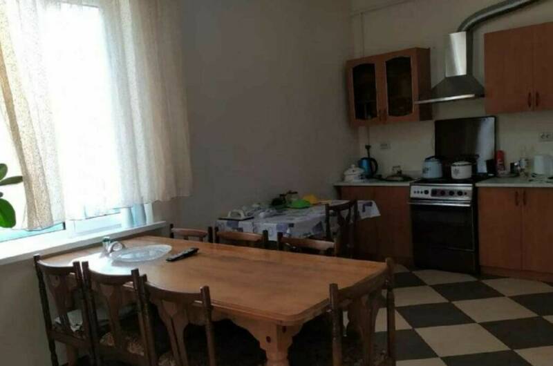 Трехкомнатные апартаменты с кухней