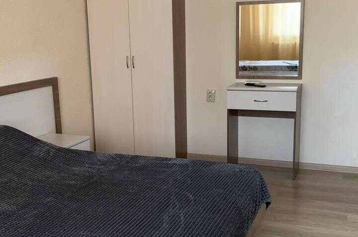 Трехкомнатные апартаменты с кухней