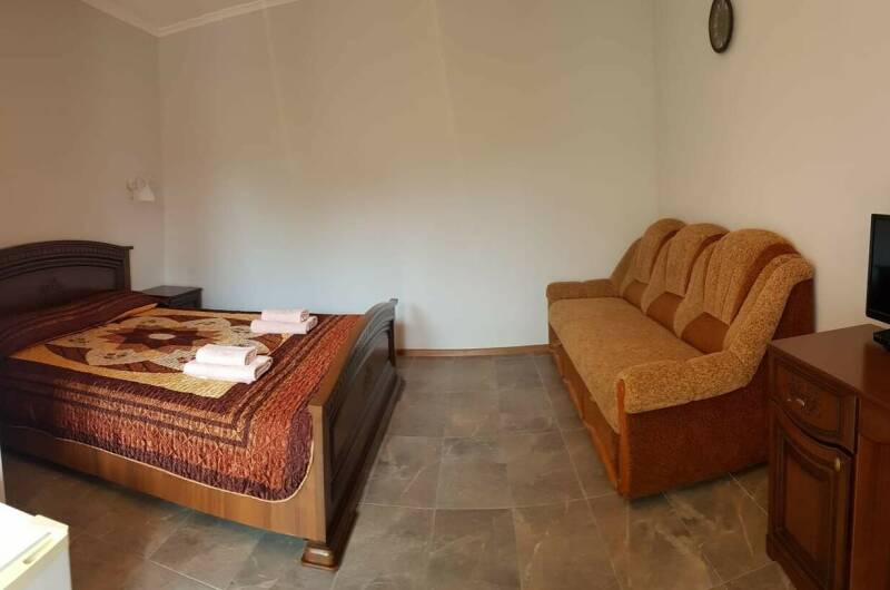 «Люкс» 4-х местный