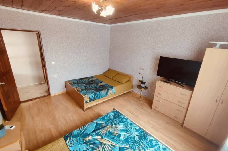 4-х местный «Люкс» № 6 на втором этаже