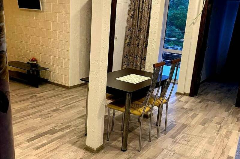 «Люкс» двухкомнатный со своей кухней