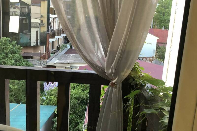 Трехместная комната с балконом