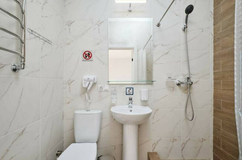 Номер «Стандарт» с видом во двор