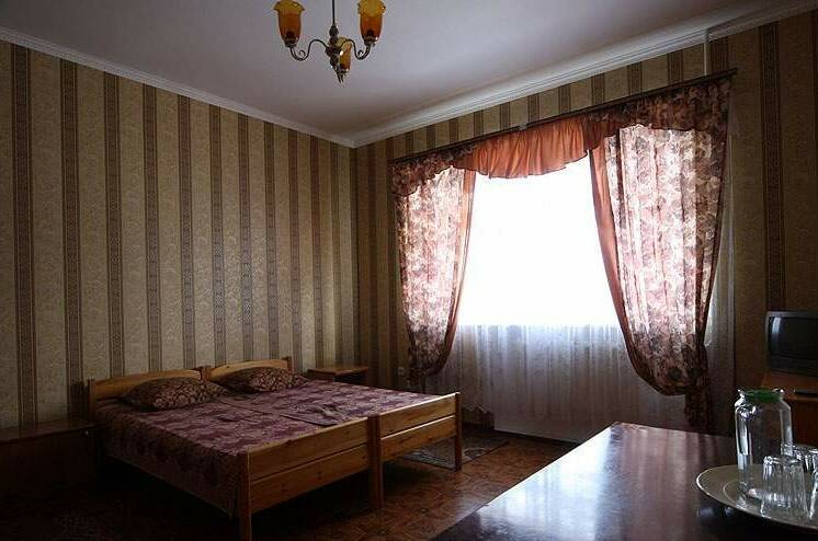 2-х комнатный 4-х местный «Эконом плюс»