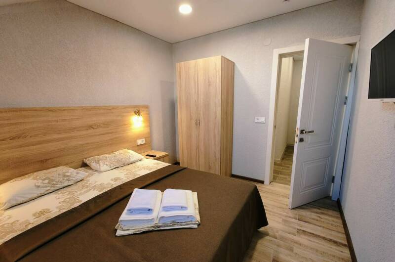 «Апартаменты» 3-х комнатные 6-ти местные