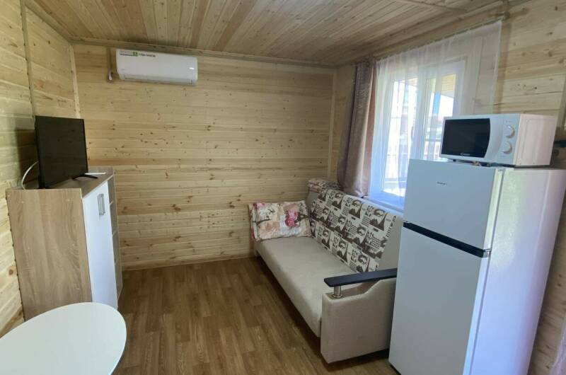 Двухкомнатный домик № 2