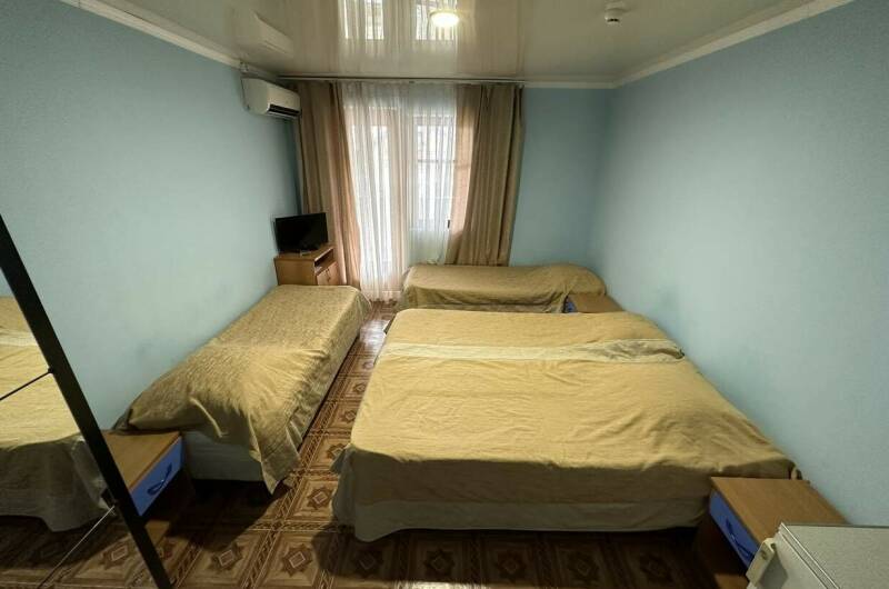 Четырех местный номер с удобствами