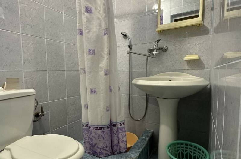 Четырех местный номер с удобствами