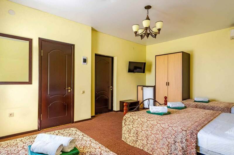 «Эконом» 3-х местный