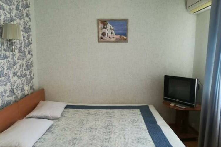 № 6 «Полулюкс» 3-х местный